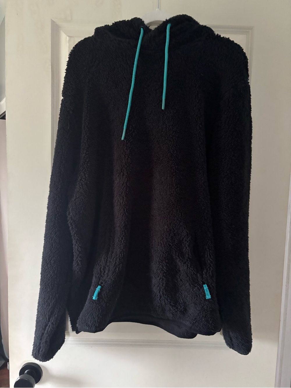 chubbies XXL Black Sherpa Hoodie with Teal Drawcords